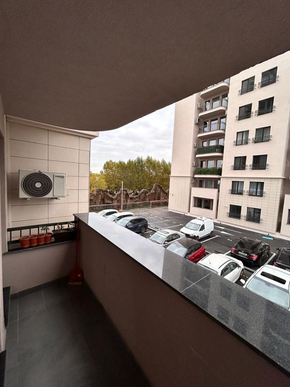 Summit Stay Apartment Букурещ Екстериор снимка