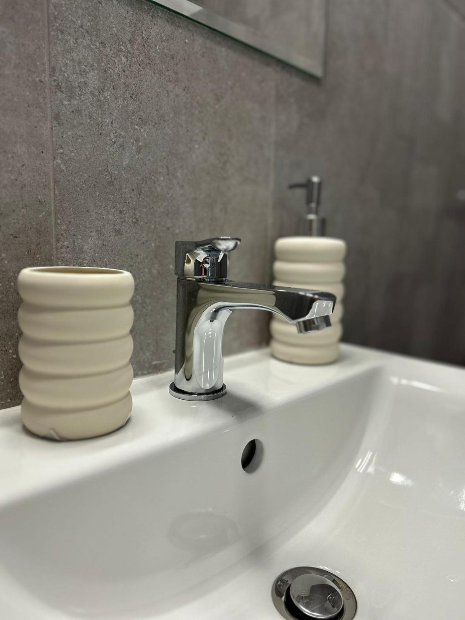 Summit Stay Apartment Букурещ Екстериор снимка